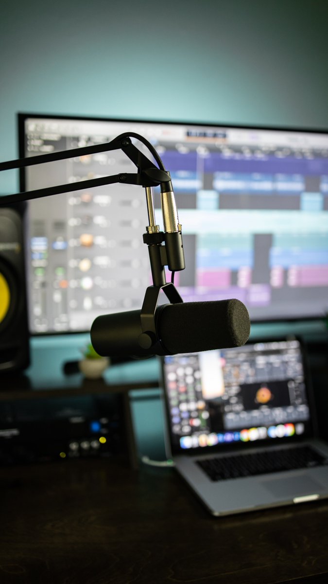 AudibleReality_'s tweet photo. Your music can change the world because it can change people. Change the world with your music with Audible Reality Pro
 #music #producers #AudibleReality 
Learn more here: https://t.co/Es5Z4hapzx
Learn more here: https://t.co/mAWgEscecC https://t.co/yRfEmEBNk3