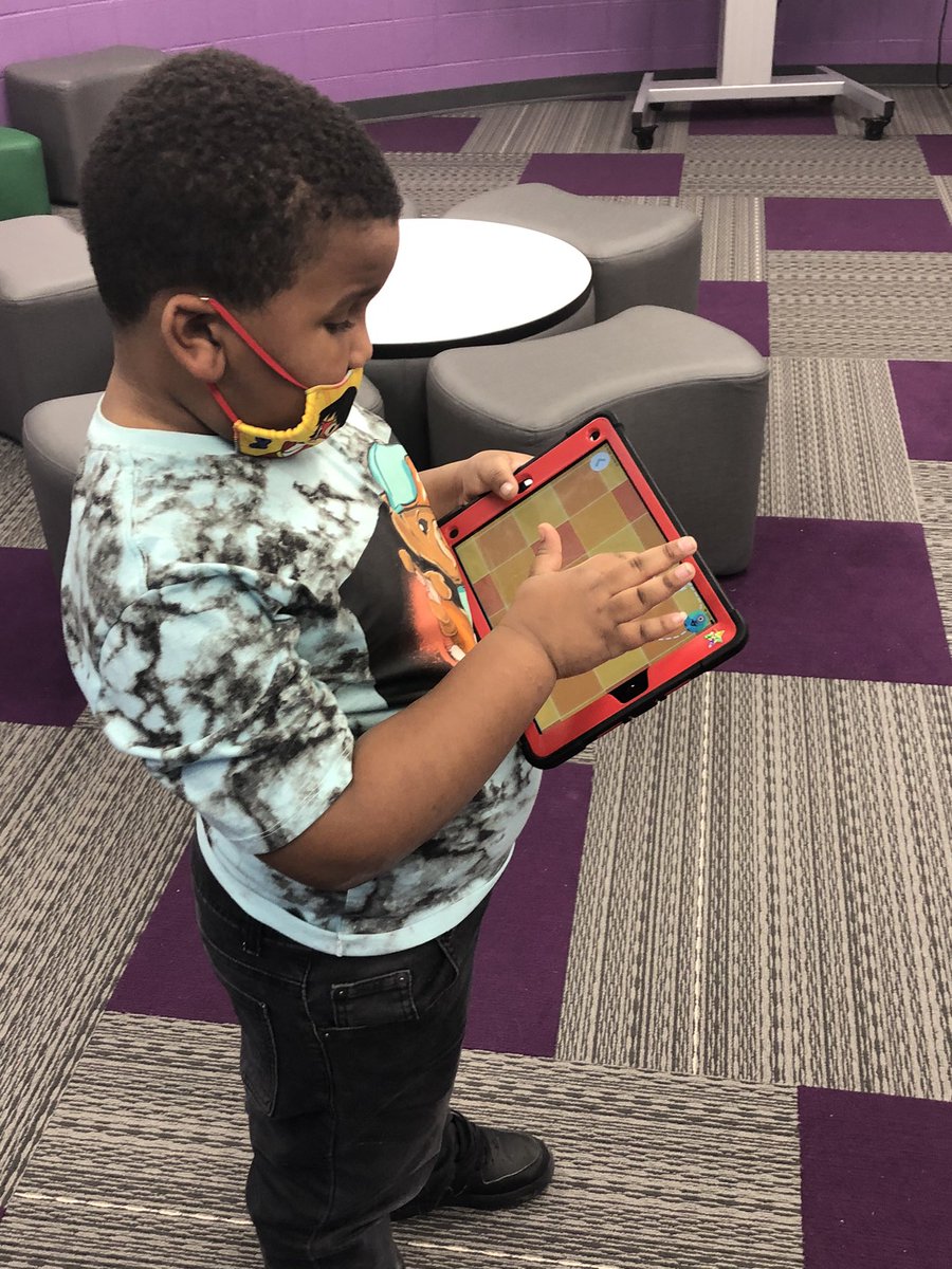 Miss Harris tweet media