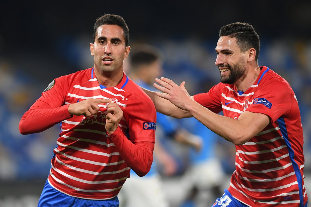 EuropaLeague's tweet photo. ❤️🤍 Granada's European fairytale continues 💫

✅ Debut European campaign 
👏 Into round of 16 

#UEL https://t.co/hFbpr6f28l