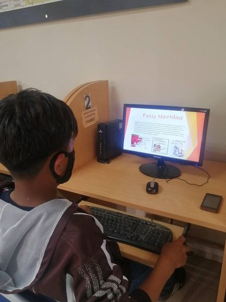infoValledelaV's tweet photo. Infocentro Valle de la Virgen al servicio de la ciudadanía en esta tarde continuamos con el curso de computación de Introducción a la Tic donde culminados con el Programa Microsoft PowerPoint. https://t.co/pLKSm3ty9z