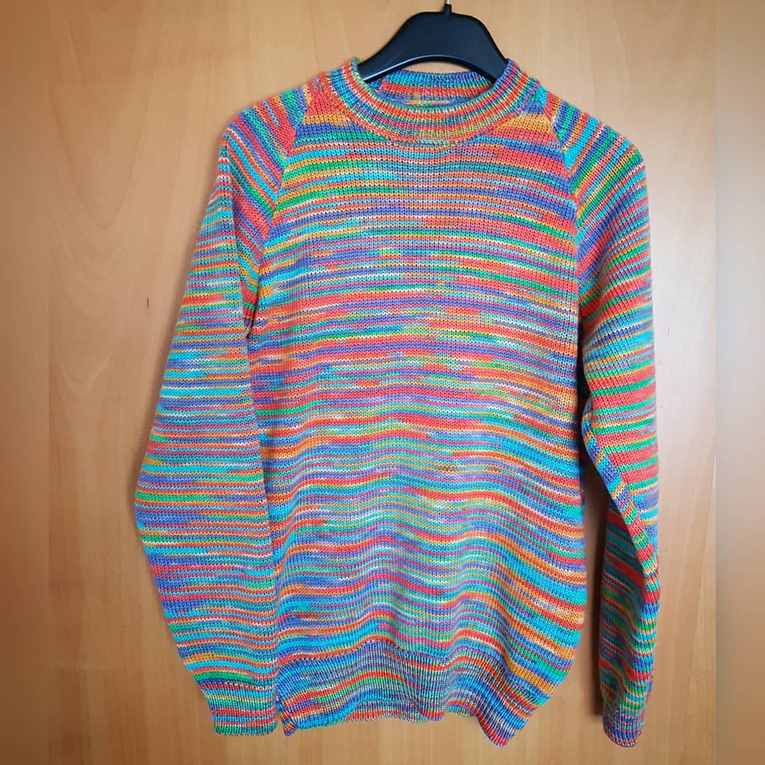 FreshWind8's tweet image. Свитер.
100% меринос
#strickpullover #jumper #wooljumper #woolpullover #unisex #pulli #pullover #вязаныйсвитер #шерстянойсвитер #джемпер #свитер #sweater #knitsweater #bunterpullover #merinopulliver #разноцветныйсвитер #вгерманиипохолодание #regenbogenpullover #RainbowSweater