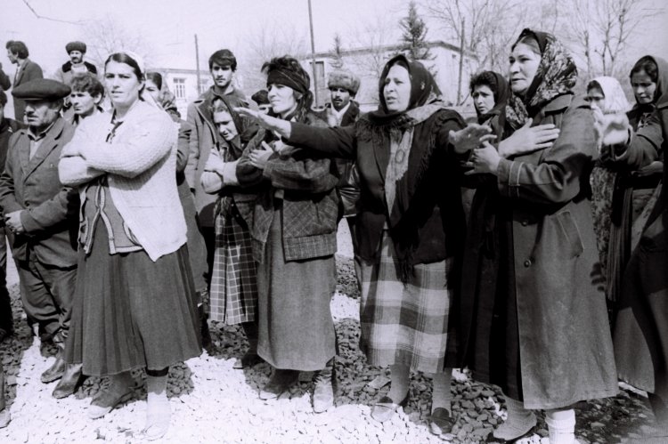 8 families were completely annihilated, 130 children lost one parents, while 25 both of them. 1275 peace residents were taken hostages, the fate of 150 of them is still unknown.Will never forget the victims and forgive the perpetrators of the Khojaly genocide!
#JusticeForKhojaly