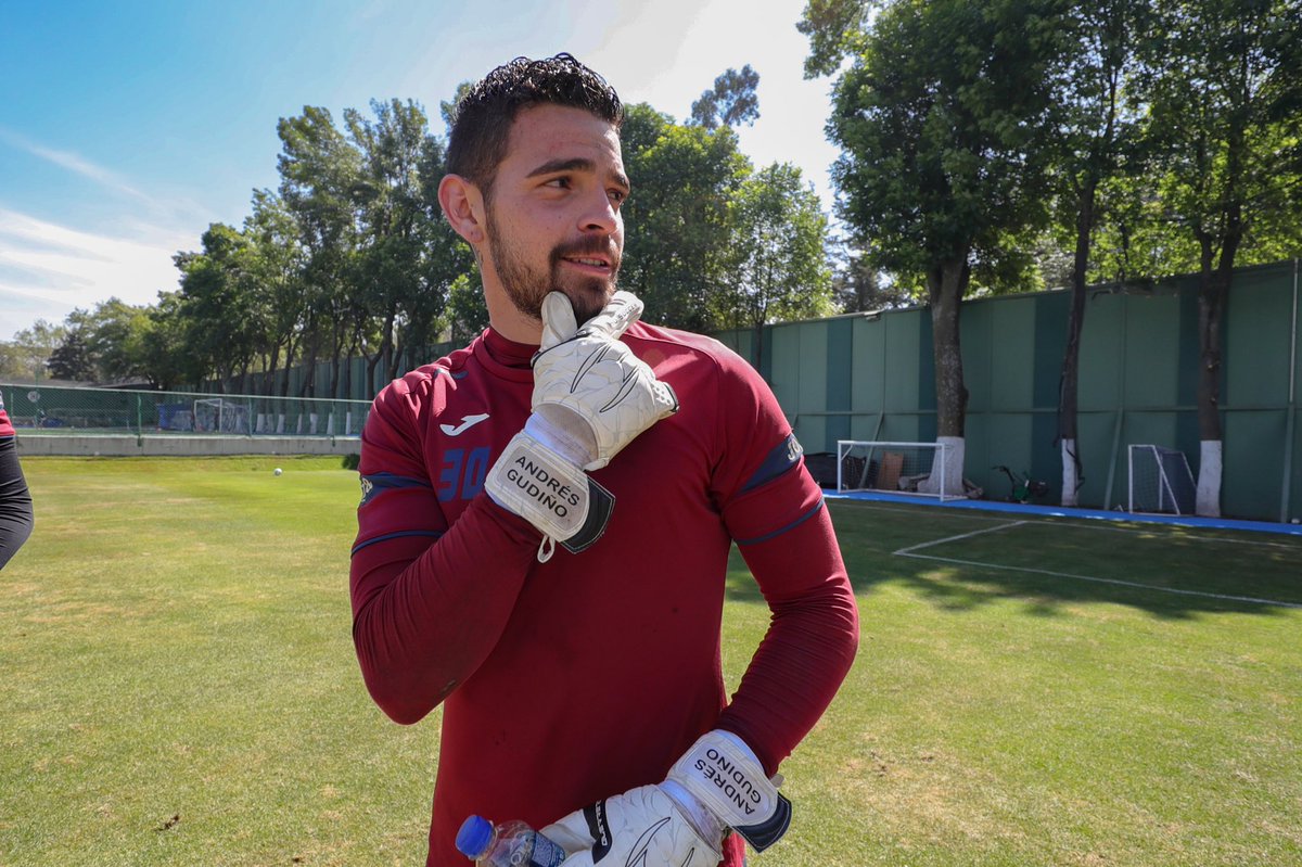 CruzAzul's tweet photo. 🤔 https://t.co/vWIJVtu0ol