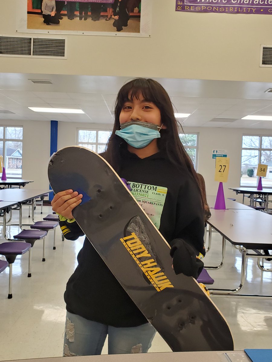 RubioClass's tweet image. These kids were so excited for their prizes! Our Fortnite review was a huge success! @Southside_AISD @AngletonISD