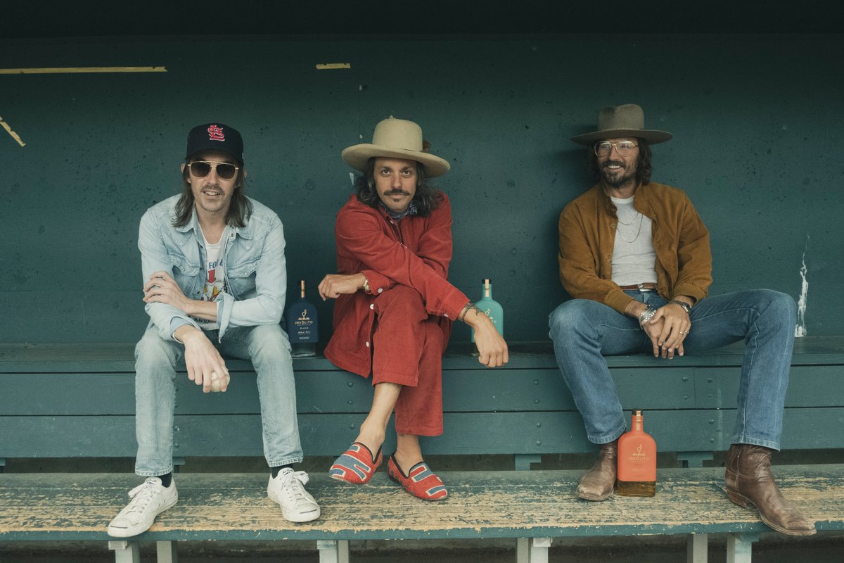 MidlandOfficial's tweet photo. Texas, due to high demand we're releasing new field pods and seating locations today for our Back To The Minors Tour. Reserve yours now at https://t.co/Zlzb37qwnB. See y'all in the minors ⚾️⚾️⚾️ #BackToTheMinors https://t.co/Piio4wMJZe