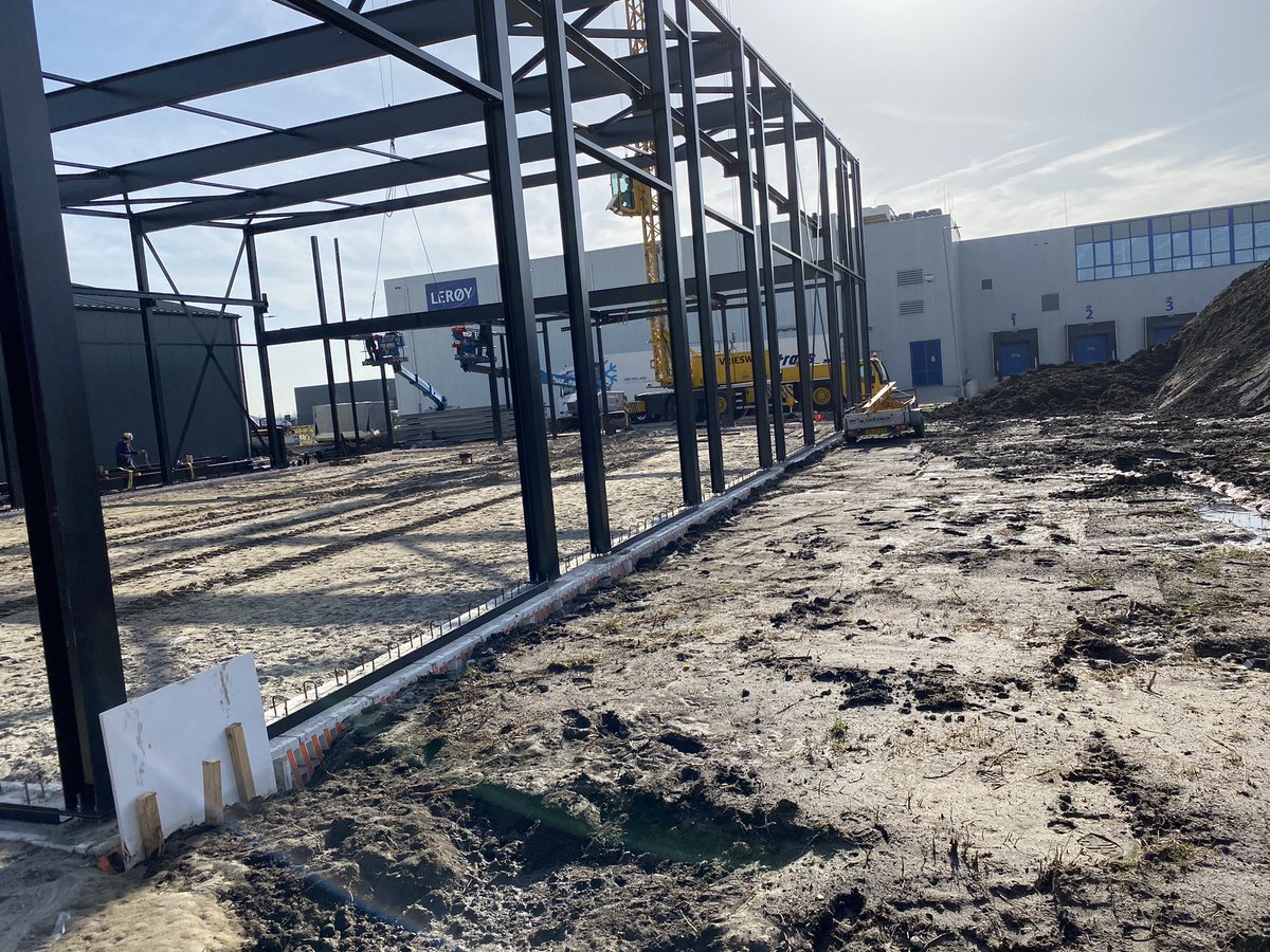 HCAHarkema's tweet photo. Project het Scheer wederom op Urk deze week opgestart met het plaatsen van de staalconstructie. https://t.co/RmlOQ4pQ4H