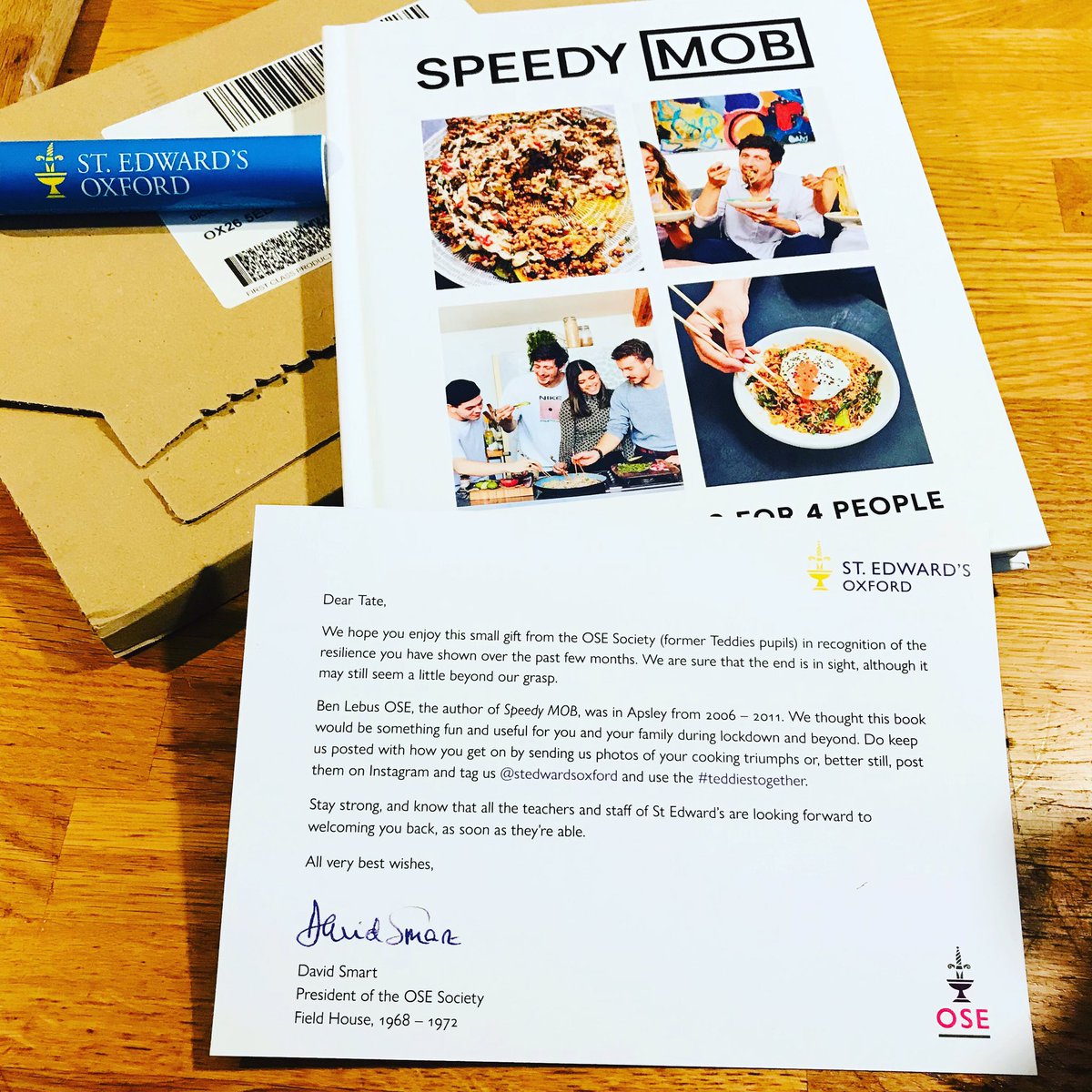 Jen___Walker's tweet image. A little delivery for Tate today from The OSE at @stedwardsoxford. A timely little pick me up in recognition of these strange times. #teddiestogether #stedwardsoxford