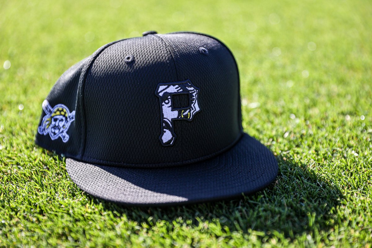 Pirates's tweet image. RETWEET THIS now for a chance to win one of our Spring Training caps!
