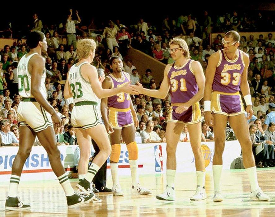 Happy birthday Kurt Rambis. Here is Larry with the no look five in honor of Kurt\s day  