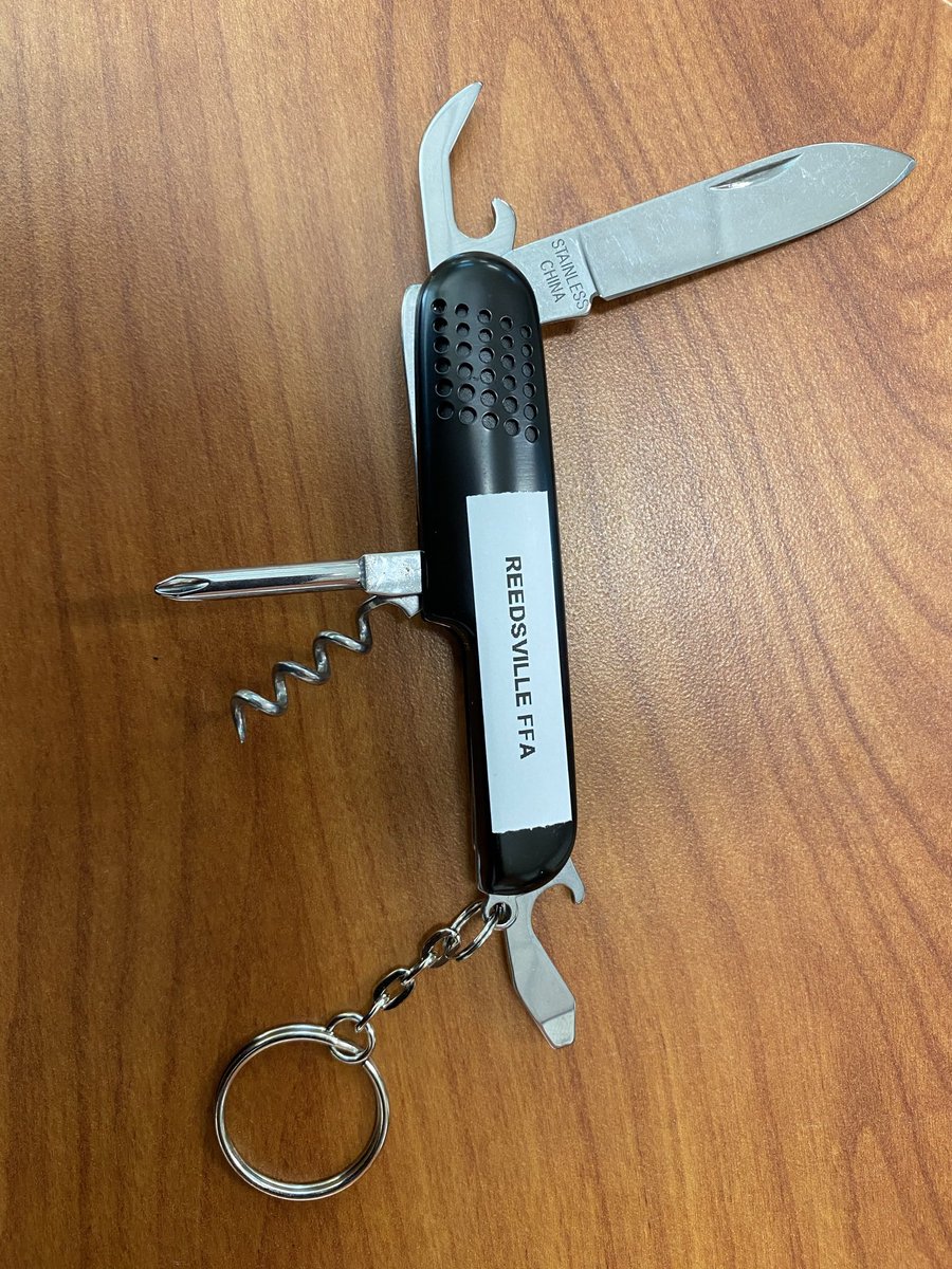 HynekMrs's tweet photo. Thanks to #reedsvilleffa there’s nothing I can’t do!  #ffaweek #thankyou #helpfultools https://t.co/OF2d91trBu