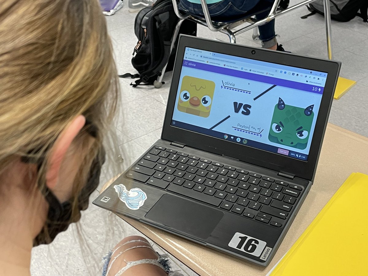 RCEMiddle's tweet photo. Ms. Bostick’s students enjoyed playing #blooket in #RCEmath⭐️ today! #teamRCE🐾 https://t.co/YDbagUi84n