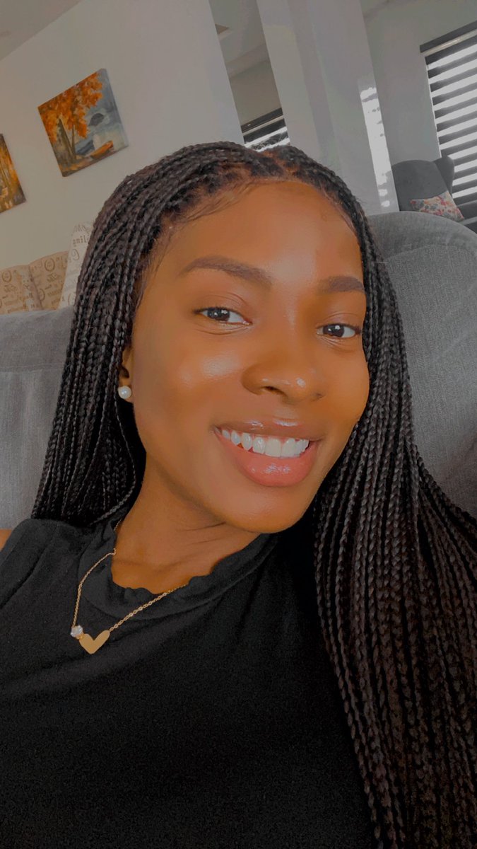 JemimaOsunde's tweet image. After eating beans all week, I do what? I smile 😁
