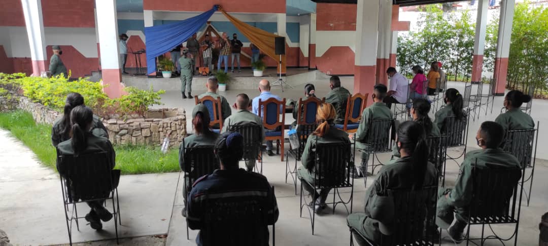 bomberostru's tweet photo. #25Febr #SeguridadPrevencion En las instalciones del Casino Militar del Mcpio Trujillo donde se llevo a cabo un evento de Música Criolla, con motivo al concurso de canto y juegos Intergremiales de la ZODI, con participacion de los organismos de seguridad del estado https://t.co/nEsSFLAIen