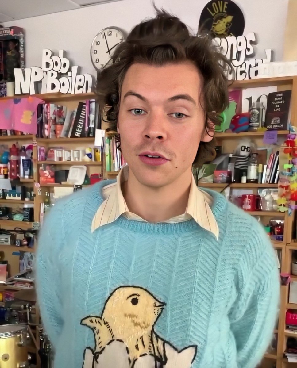 salvadoranrry's tweet image. something was in the air that day he looked extra babie aw ☹️