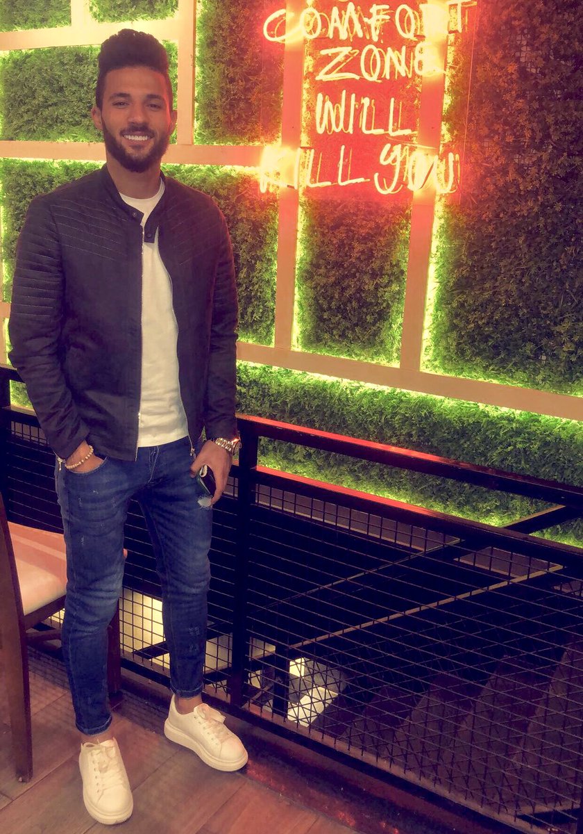 "والله يَعلَمُ أنَنا رَغمَ المَعاصي صالحين."♥️

يومكم جميل 🌺