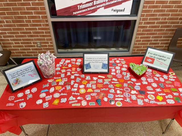 MGordonWYASD's tweet photo. Showing some love for our Trimmer teachers #wyproud https://t.co/XZ61aGxI6v