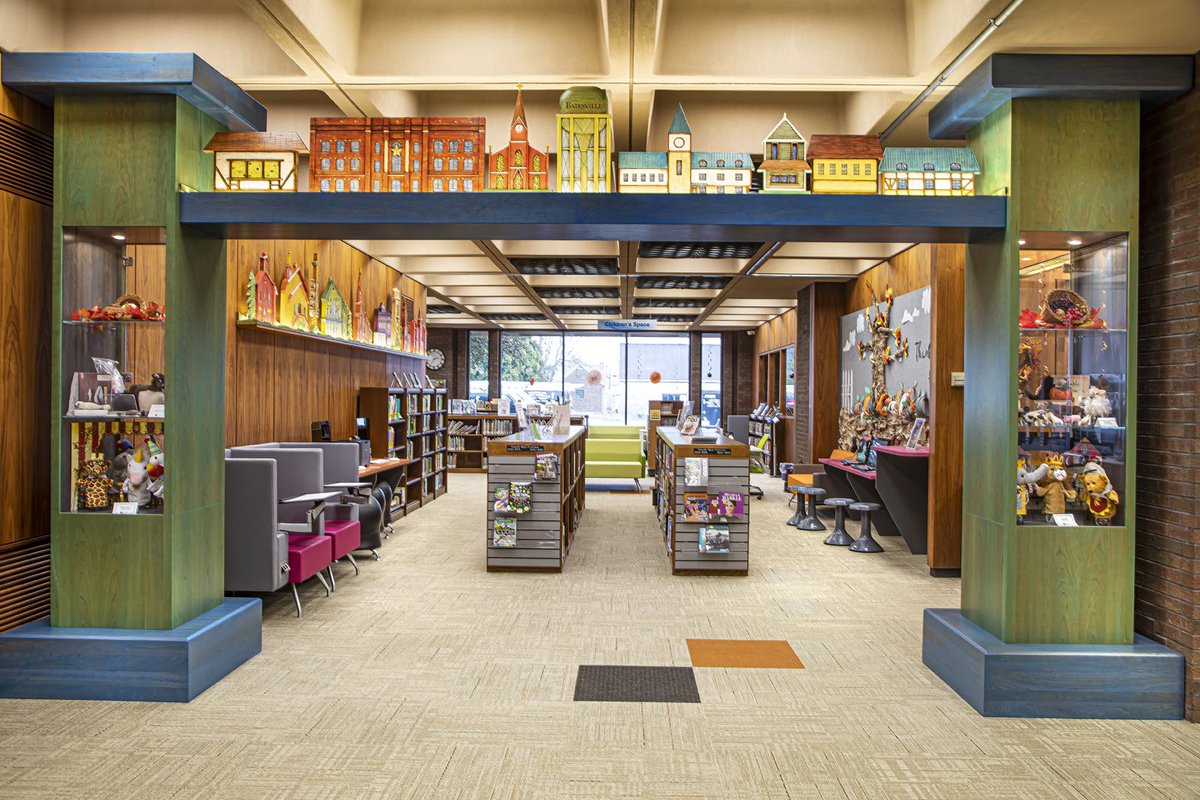 EFContract's tweet image. Geo Accents and Brights ground bold, cheerful color at Batesville Public Library by Lehner Design.

#efcontract #modularcarpet #commercialflooring #educationflooring #interiordesign #commericalinteriors #flooringsolutions
