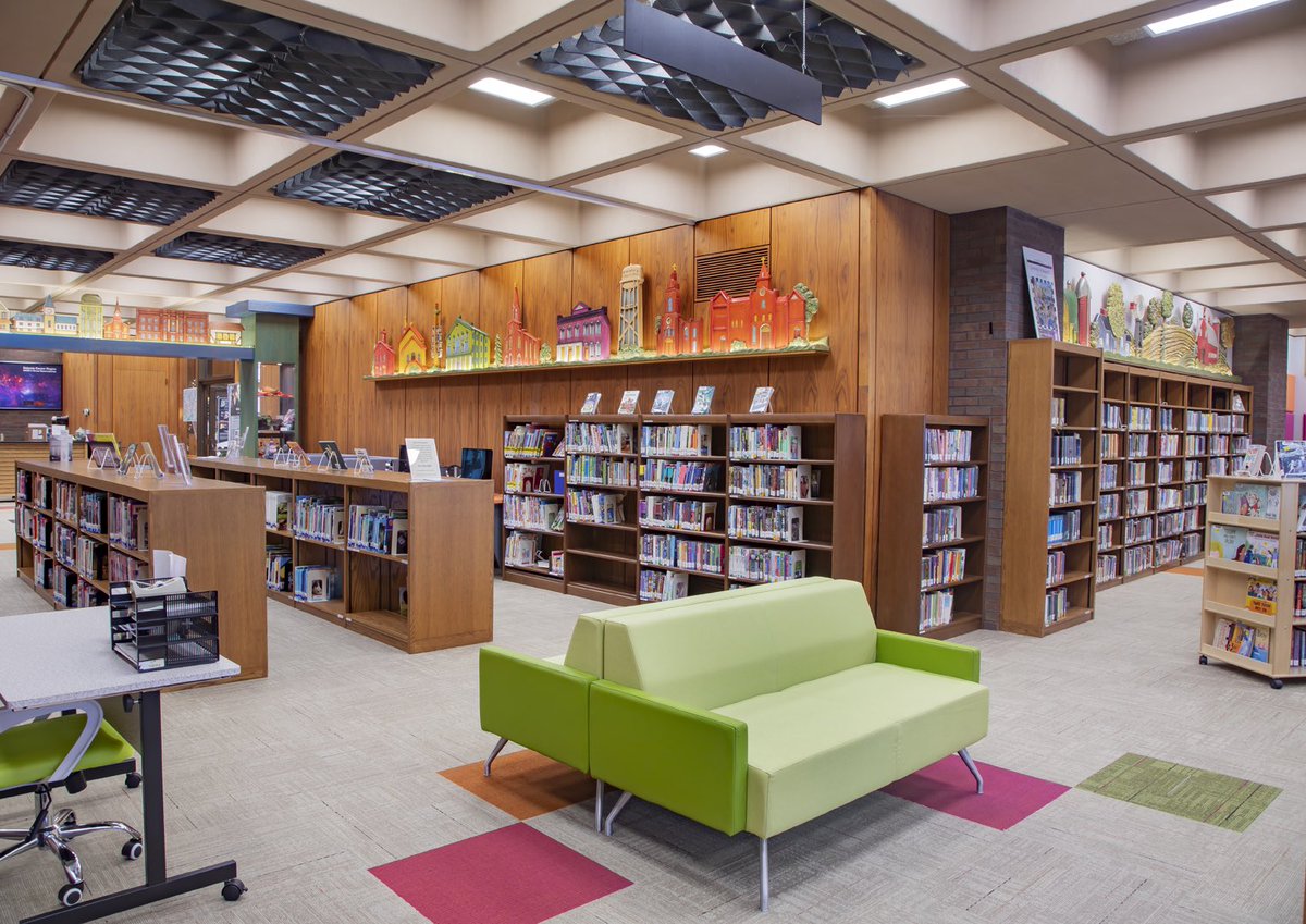 EFContract's tweet image. Geo Accents and Brights ground bold, cheerful color at Batesville Public Library by Lehner Design.

#efcontract #modularcarpet #commercialflooring #educationflooring #interiordesign #commericalinteriors #flooringsolutions