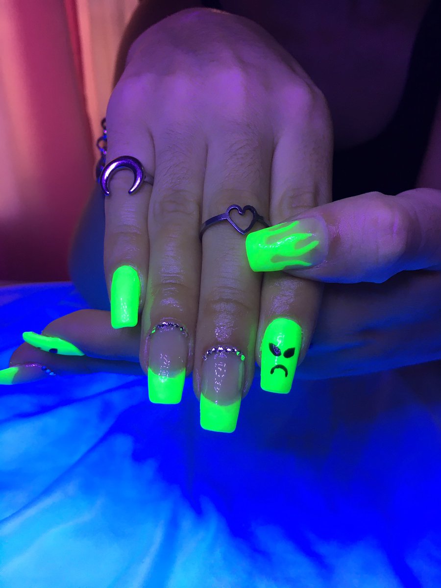 MilagrosDiaz_15's tweet photo. Uno de los trabajos que hago , si le dan rt me ayudarían muchísimo ❤️
•Esculpidas + Semi 🤩
@_ponte_bella_ en insta 🔥 https://t.co/iXSQYQ4nbl