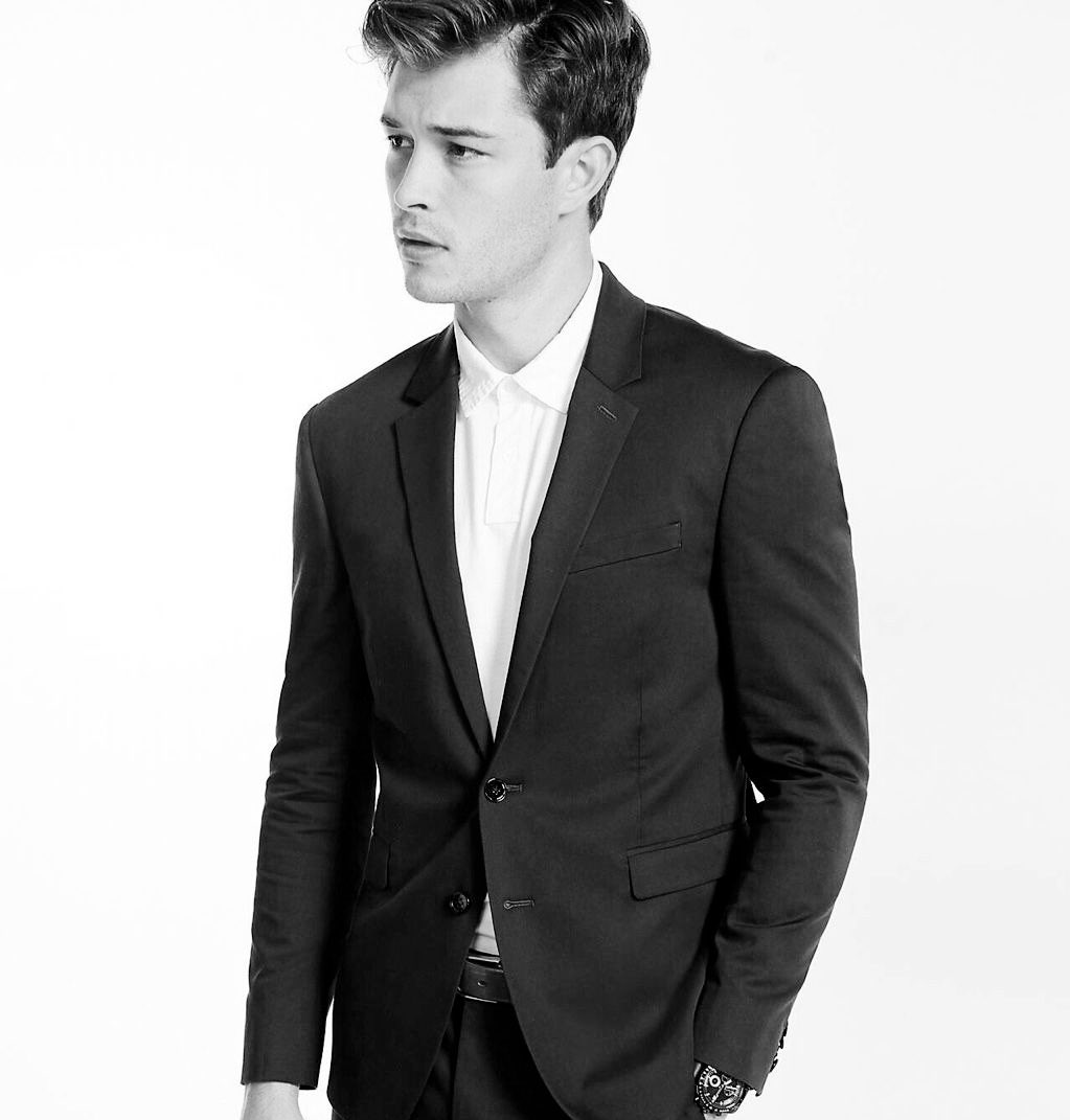violetchxmbers's tweet photo. 🖤—— #AnnaBalthoWedding https://t.co/puYKxo2FRJ