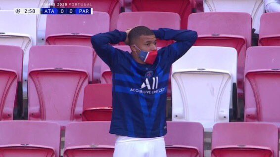 1La_VAR's tweet photo. Pure classique 🥵 https://t.co/YjtlIb2bVp
