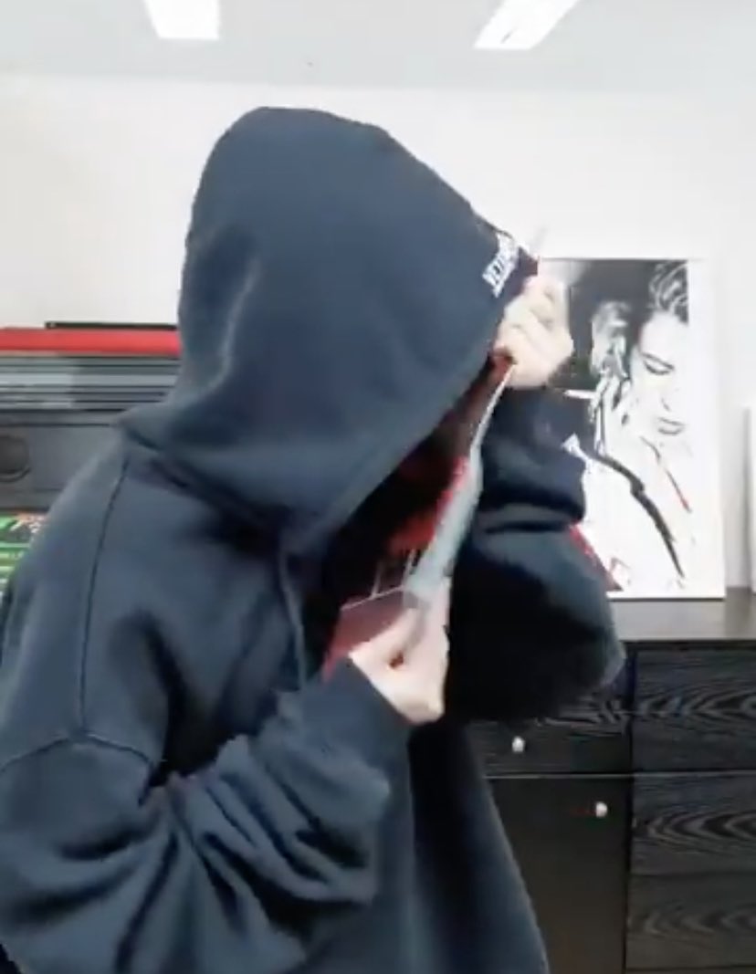 2jaeloops's tweet image. 🥲