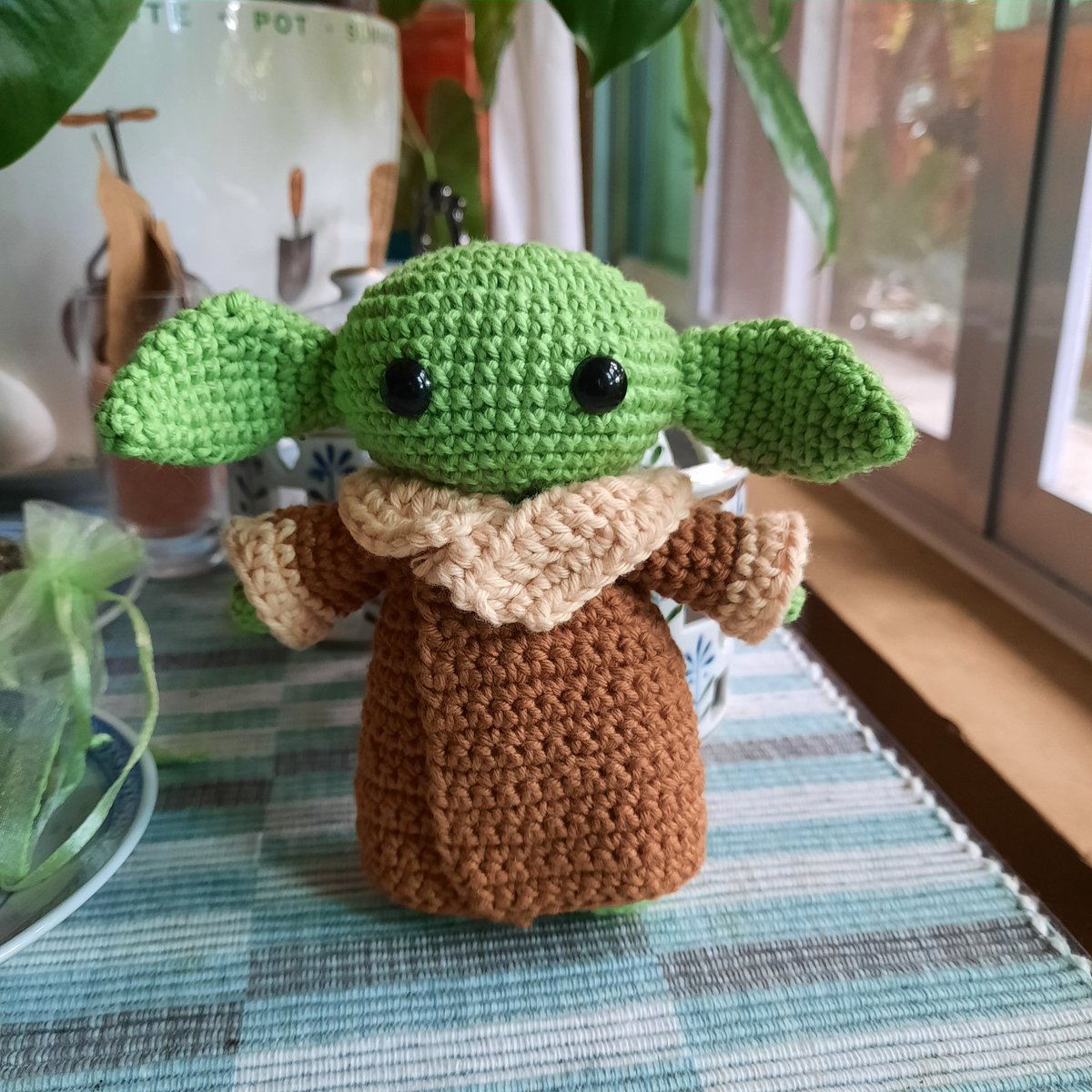 crunchcrochet's tweet photo. #babyyoda #thechild #amigurumi 
#crunchcrochet https://t.co/SSkMoswxIg