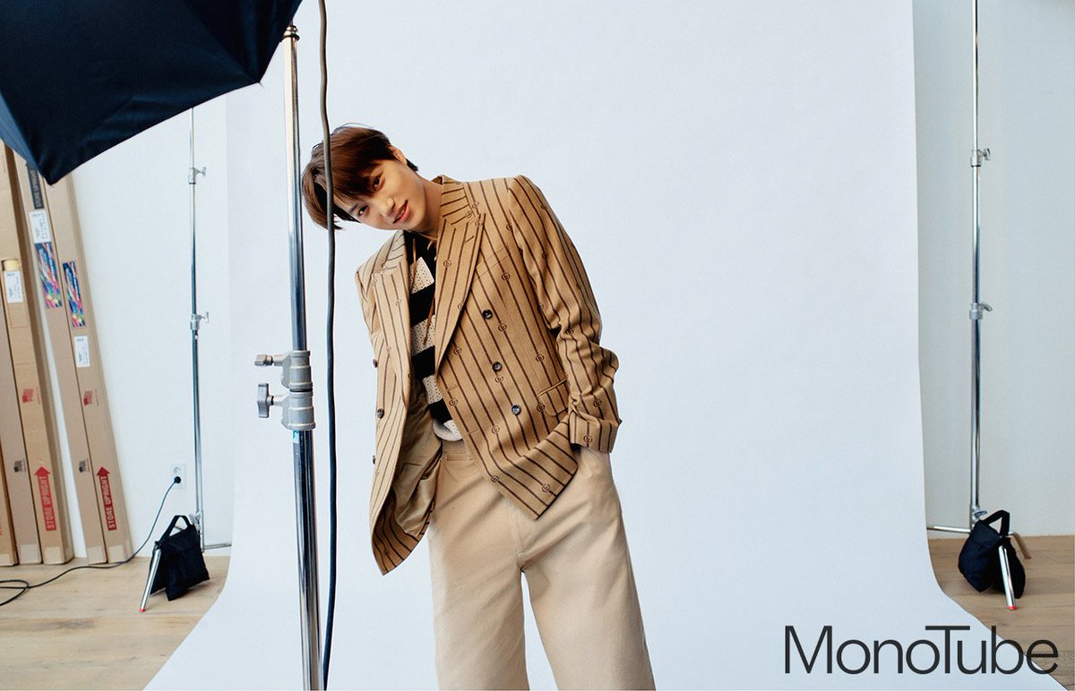 Heavenlyekso's tweet photo. I naver saw anyone who give expression like Kai he nailed everything with his expression he really know what to do #KAI #GucciKaiCollection @weareoneEXO #EXO https://t.co/eU0UKsKoAF