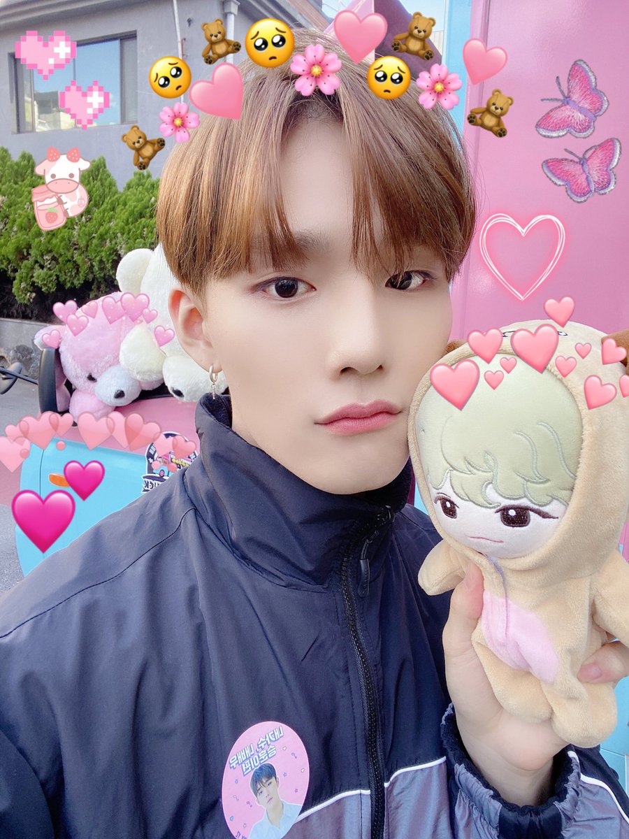 OnyxRhys's tweet photo. Hoy cumple años un bebito muy especial, alguien con una sonrisa que cautiva tu corazón en cuanto la ves, un ser lleno de luz y amor, Hbd Seunghun✨♥️ @CIX_Official 
#SeunghunYouAreMySky
#천재강쥐승훈아_태어나줘서고마워
#Happy_Seunghun_Day https://t.co/hL8SAUNKvz