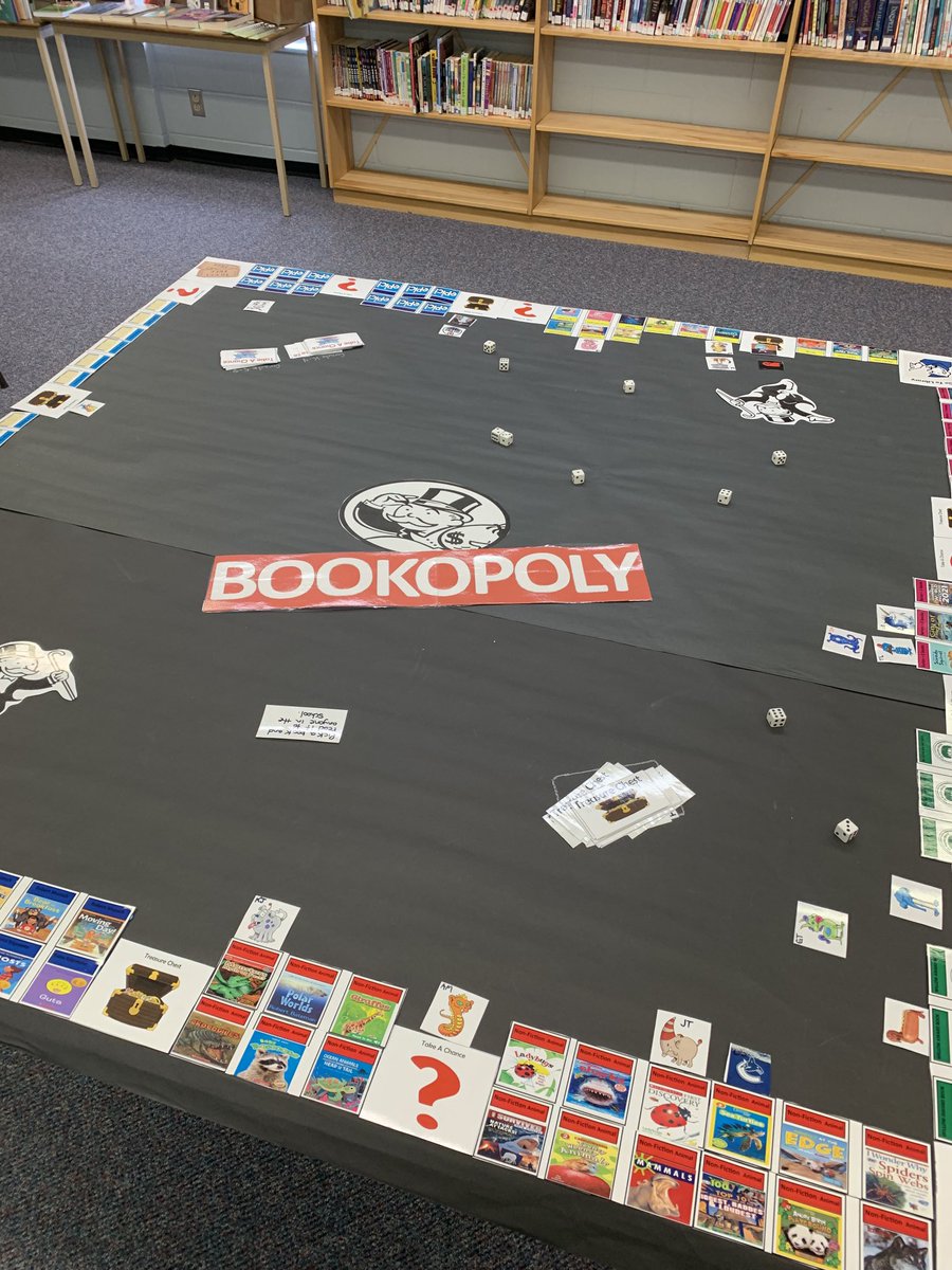 SteveMichaluk's tweet photo. Reading excitement is in full force ⁦@BurstallSchool⁩ Well done! #Readingrocks #Chinookrocks https://t.co/32qG8CxoIX