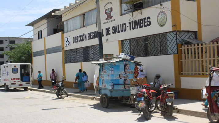 TUMBES21's tweet photo. DIRESA TUMBES NIEGA VACUNA A MÉDICOS
•Personal de la Unidad Médico Legal de Tumbes se encuentra considerado en la fase uno del Plan Nacional de Vacunación publicado en un Fe de Erratas del Decreto de Urgencia 009-2021 https://t.co/dlUEKmdGOE