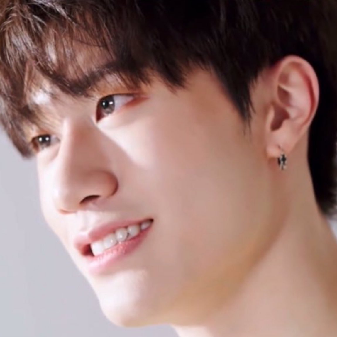 ؘ (@yedamlooks) on Twitter photo 