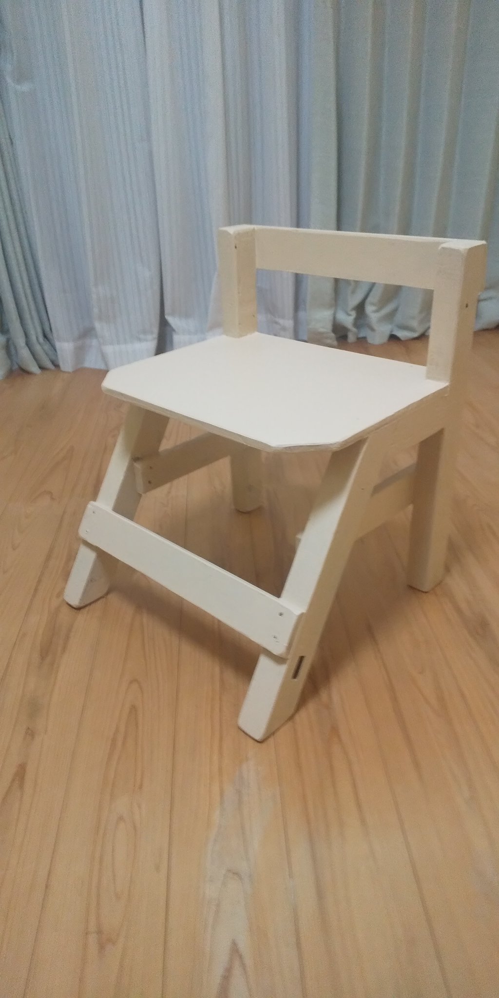 Twittlist Diy子供椅子 イラスト 図面 Diy 手描きイラストから図面を起こし現物を作りました イラストの需要ないですか