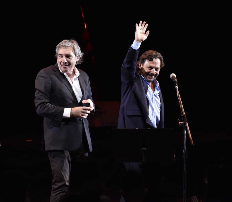 GustavoSaenzOK's tweet photo. Hoy le rendimos homenaje a Juan Carlos Saravia, embajador cultural que integró una de las agrupaciones folclóricas más importantes del norte argentino. Su voz y su música estarán siempre en la memoria y en el corazón de los salteños ¡Gracias por tanto Chalchalero querido! ♥️ https://t.co/Sya3qe6H0w