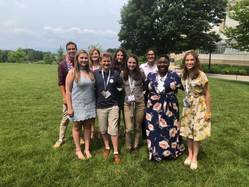 VAHOBY's tweet photo. The cheers, the helium stick, and being with friends ... These are a few of our favorite things about #HOBYVA
#HOBYVATBT https://t.co/Hkw0BtMKRz