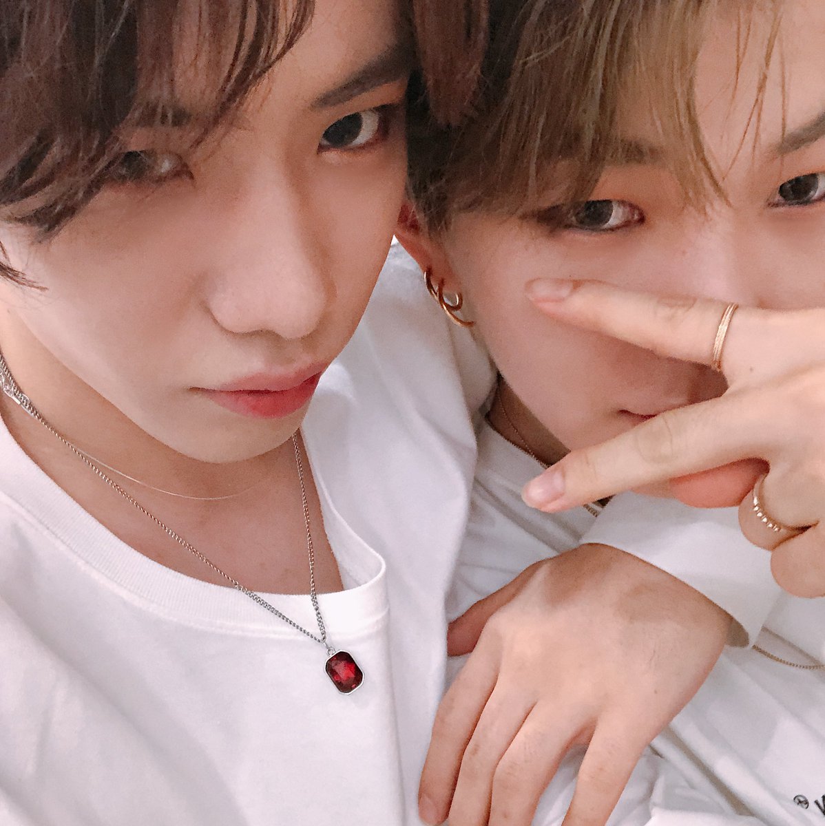 1team_uruguay's tweet photo. 📢 PROYECTO STAR!!
[#1TEAM  #TEAMONE]

Comenzamos el #Dia7 de este  Stream Party!
Se abre la pista y empezamos la rutina! Cómo se encuentran este jueves a la noche?

#1TEAM #원팀 #TeamOnePartyTime
 @1team_twt @1team_official https://t.co/BUjIn8G3FH