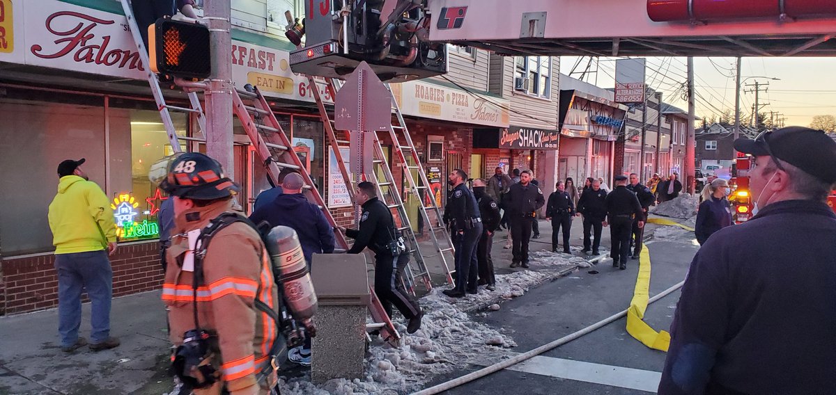 TimCavanaugh12's tweet image. When seconds count @eiserman27 @FopLodge27 The Blue steps in!!