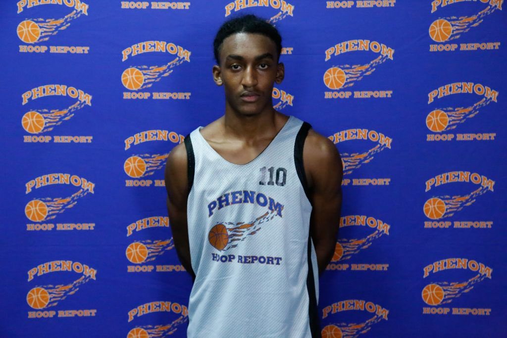 JeffreyBendel_'s tweet photo. 6’4 ‘21 Adonijah Whitley (Northern) arguably the most vital performer from this game. His value simply isn’t reflected on the stat sheet, especially given his phenomenal defensive showing. Worthy of next-level chances. Final stats: 14 points, 4 rebounds, 3 steals #PhenomHoops https://t.co/A5SUiW48Di
