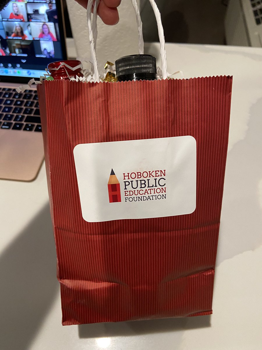 RachelHodes's tweet photo. So excited to join @HobokenPEF for #MomsNightIn! So grateful for everything you do for our #Hoboken community! 📚🍹 https://t.co/EjfM1n5RrA