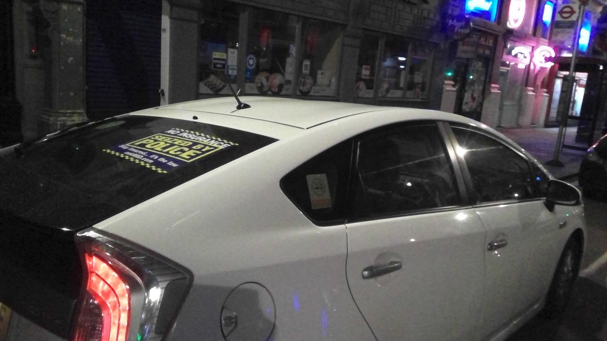 MPSRTPC's tweet image. This PHV was seen driving at speed in @MPSWestminster by officers from #cabsunit. Vehicle stopped and driver was found to be not licenced by @TfLTPH. Driver also had a revoked driving licence, no insurance and is being investigated for taking a vehicle without the owners consent.