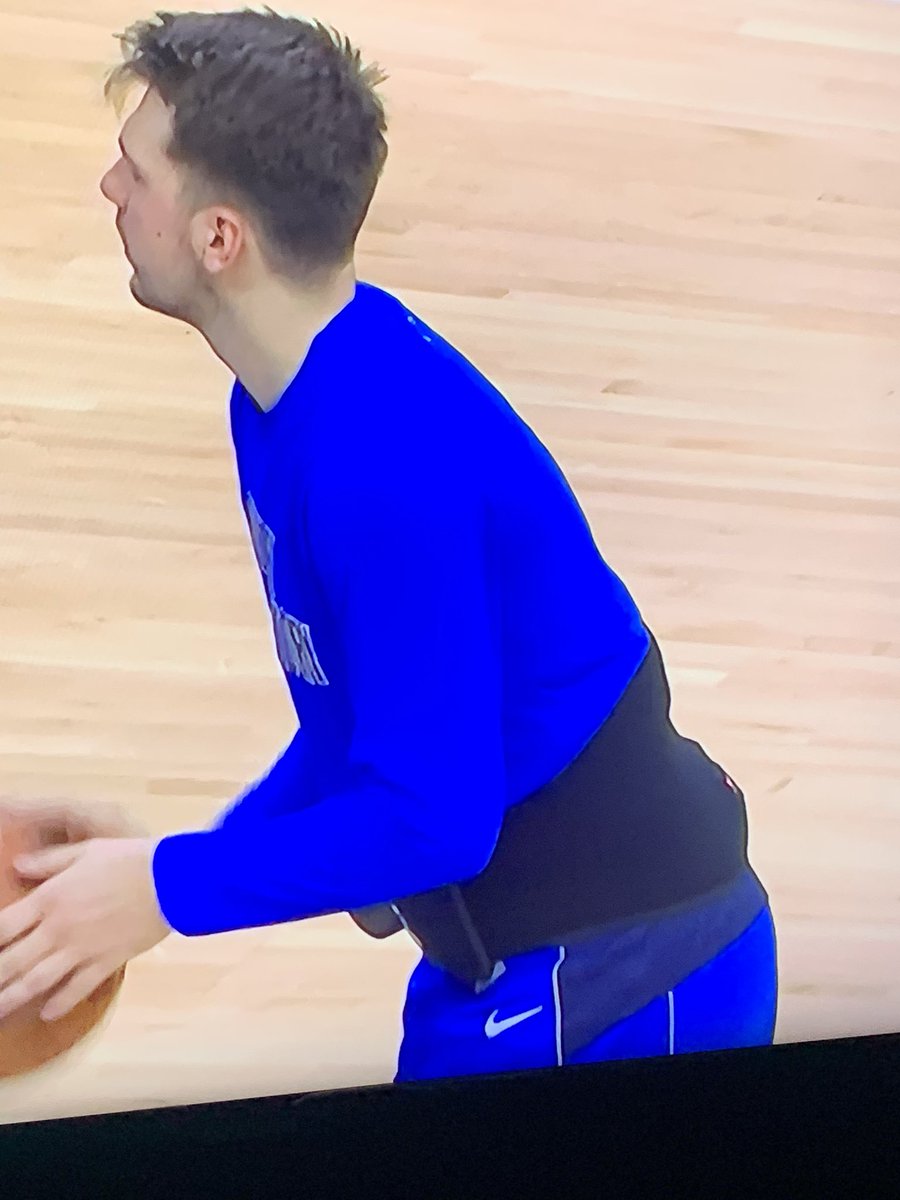 dtx_11's tweet photo. Luka rightfully so wearing a back brace https://t.co/md45vHeK3L