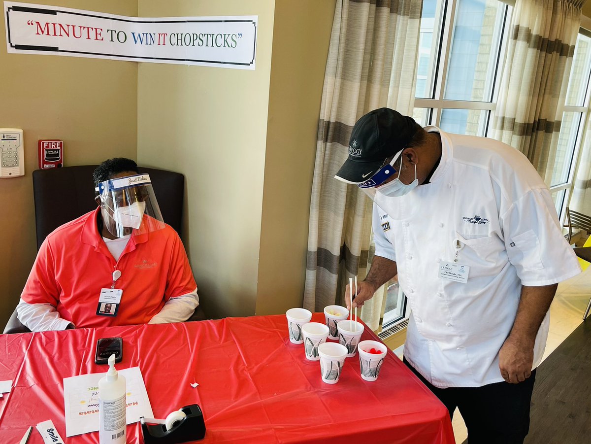 Jstrausberries's tweet photo. @ClearvistaLake did an amazing job celebrating our Asian Lantern Festival Theme Week. 🎇 Our special visitors even took part in the fun. #Buzzworthy #LanternFestival #ThemeWeek #FestivalsAroundtheWorld @TrilogyLiving https://t.co/bF6PmK9HEg