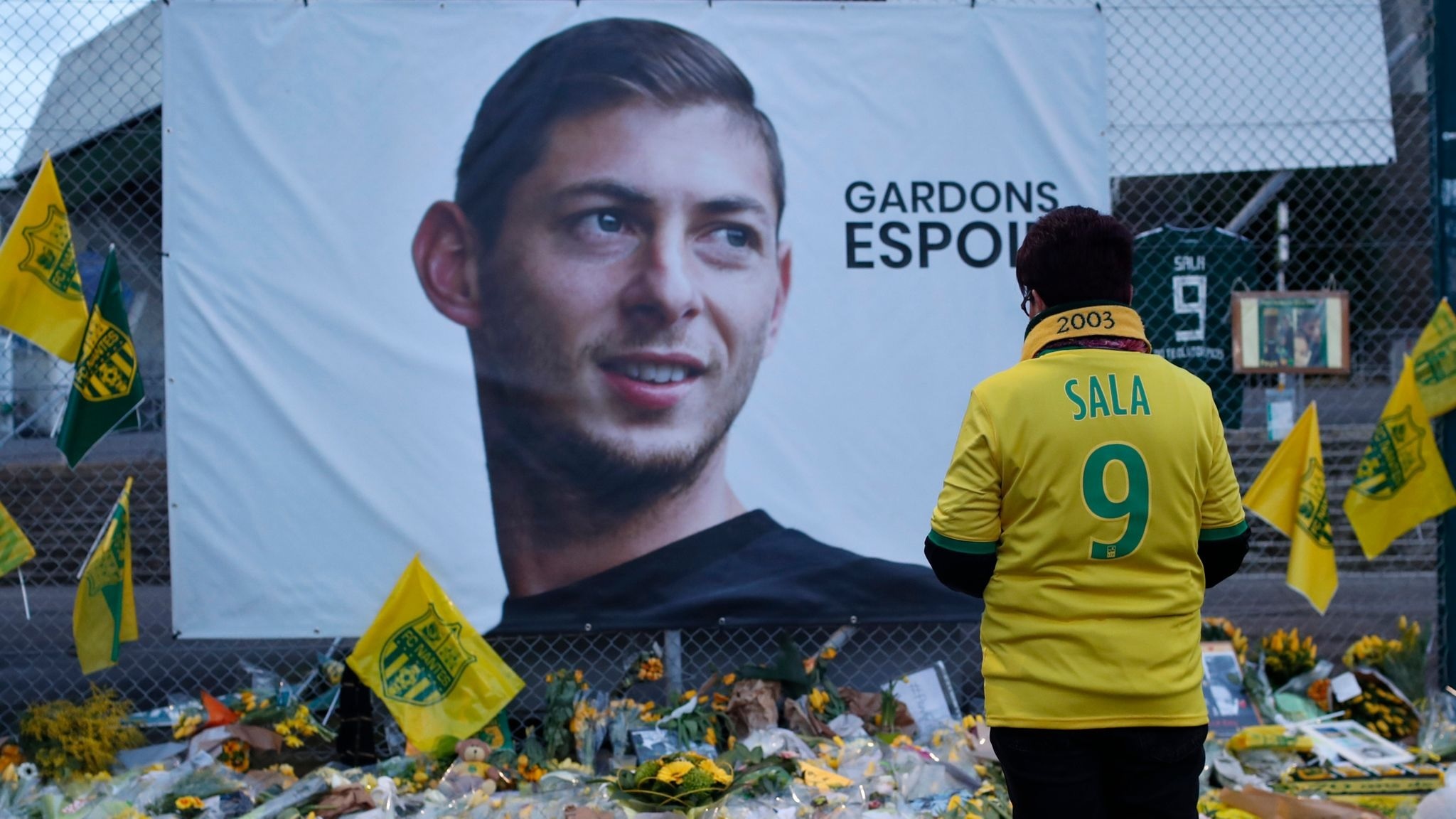 Nantes x Cardiff City: advogado explica disputa jurídica entre os clubes  após morte de Emiliano Sala - Blog Drible de Corpo