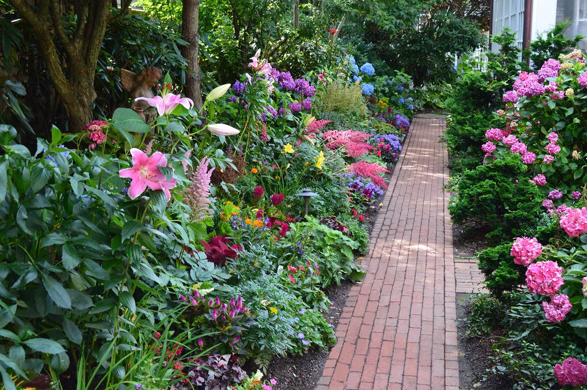 Visit Edgartown tweet media