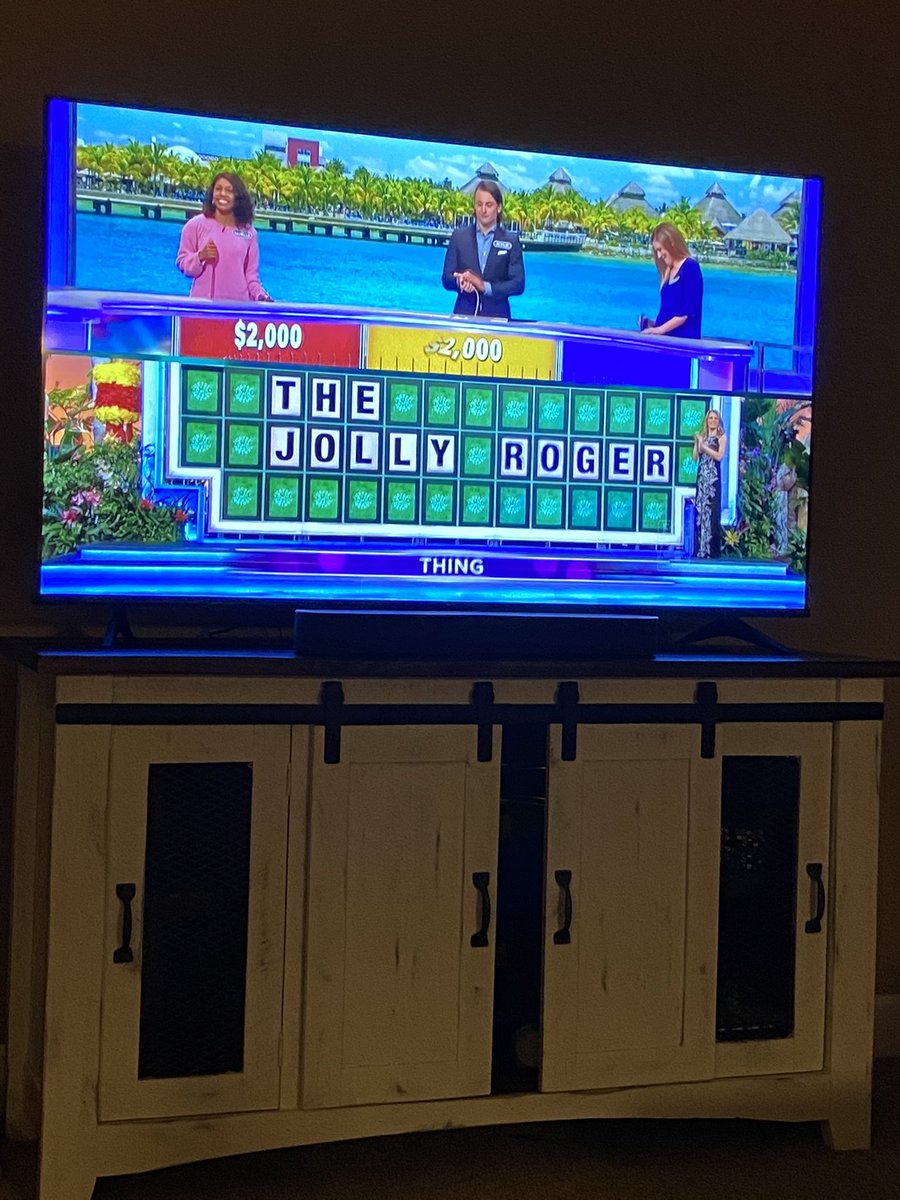 DJBrucks's tweet photo. Best bARRR at LOTO! ⚓️ @JollyRogersGrub @WheelofFortune @RockChalkBrucks 
#WheelOfFortune https://t.co/Qf9yAB9POE