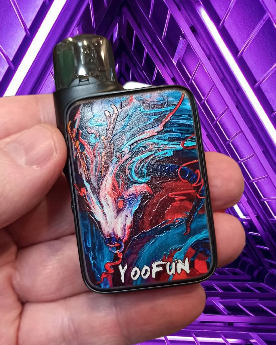 smpovapor's tweet photo. 😎Blak pod is for classic MTL vape #yoofun #smpoyoofun https://t.co/0t24ShoG8T
