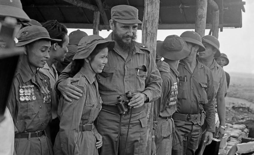 maisonlongan's tweet photo. Fidel Castro in Vietnam throughout the years 😭♥️ https://t.co/43BYprfdUe