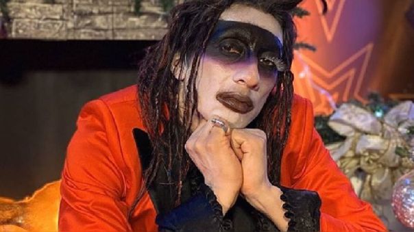 Zenaida_Chiara's tweet photo. Para mi Mike Bravo siempre será el mejor imitador de Marilyn Manson , él se gano el corazón de muchos que ni escuchaban las canciones de Manson. ❤️
#YoSoyGrandesBatallas https://t.co/gyj768IIb8
