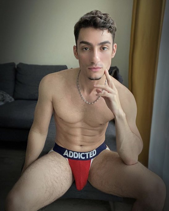 2 pic. Rt! REBEU ! ? ARAB BOY HORNY‼️Today only 5$‼️Join now ▶️https://t.co/aW9fNijrV6 https://t.co/