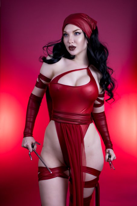 1 pic. ?To look upon me is to see the end of life?

Elektra on pay tree on this month! Only a few more